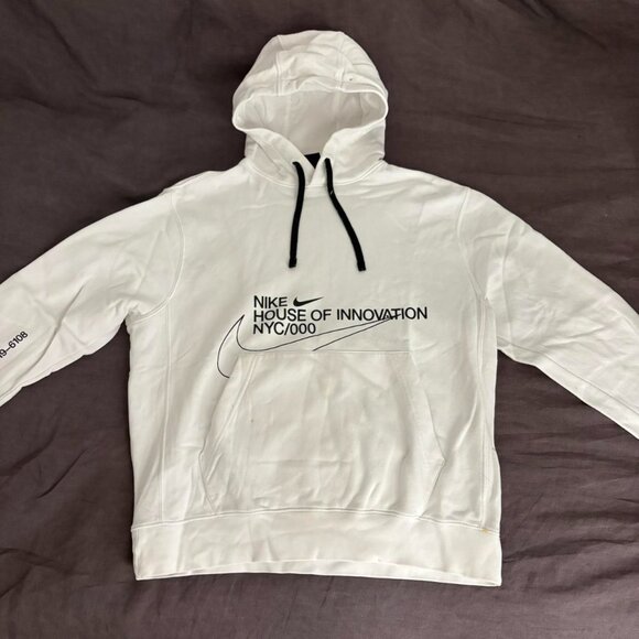 (US M Medium) **EXCLUSIVE** Nike NYC ‘House of Innovation’ Hoodie - White - Picture 2 of 6